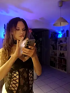 Snapshot of Luna_Kitanna chatting on September 2025 09:49:02 PM Luna Kitanna online show from September 2025 09:49:02 PM