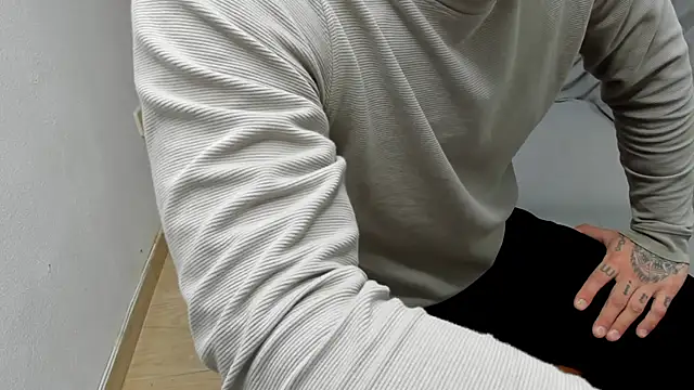 layneinchains online show from March 2026 09:42:02 AM