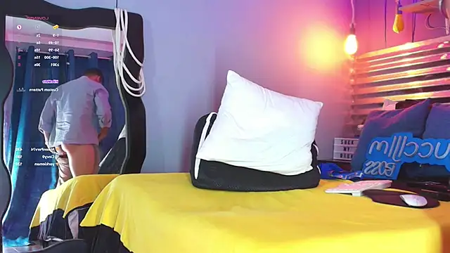 HenryBenso online show from December 2024 01:11:01 PM