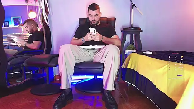 HenryBenso online show from March 2025 10:30:02 AM