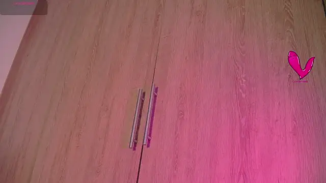 Snapshot of aidaadams chatting on October 2025 11:28:01 AM aidaadams online show from October 2025 11:28:01 AM