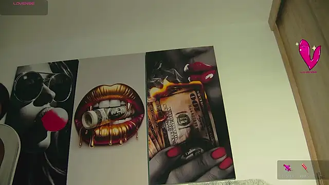 Snapshot of aidaadams chatting on October 2025 11:44:02 AM aidaadams online show from October 2025 11:44:02 AM