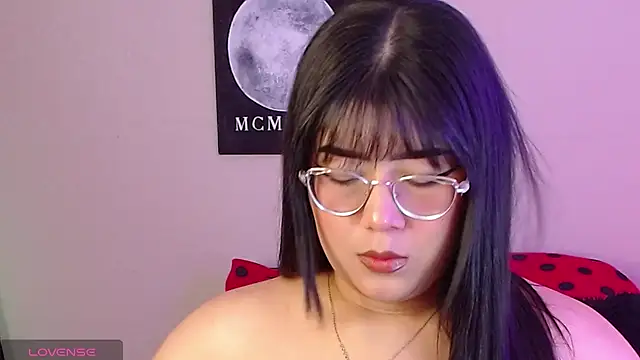 AlexaKimm online show from April 2026 01:27:02 PM