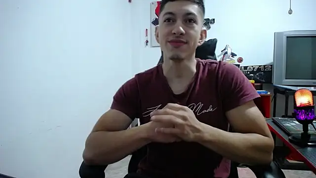 Snapshot of Iam_yourbabyprincess_XD chatting on February 2026 09:11:01 PM Iam yourbabyprincess XD online show from February 2026 09:11:01 PM