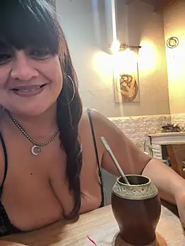 Snapshot of Sensualmente333 chatting on May 2026 11:53:01 AM Sensualmente333 online show from May 2026 11:53:01 AM