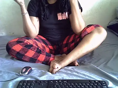 Crystal  Gee online show from July 2026 08:33:01 AM