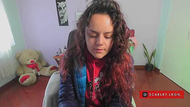 Snapshot of Scarletleon77 chatting on January 2025 04:30:02 PM Scarletleon77 online show from January 2025 04:30:02 PM