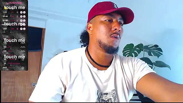 yosoy enzo2020 online show from February 2025 06:17:02 AM