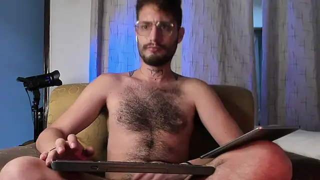 Snapshot of axel_giracr chatting on February 2025 09:57:01 PM axel giracr online show from February 2025 09:57:01 PM