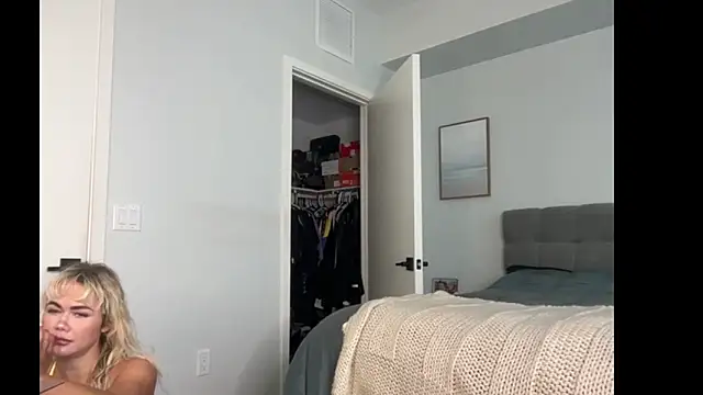 ElenaErickson online show from March 2026 07:53:02 PM