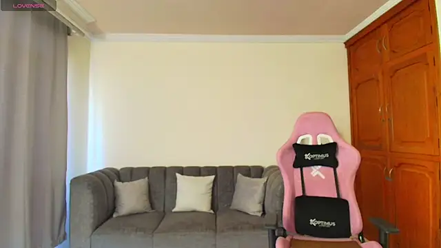 lili jade222 online show from March 2026 02:32:02 PM