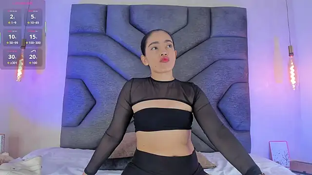 Liinda Saenz online show from April 2026 11:29:02 AM