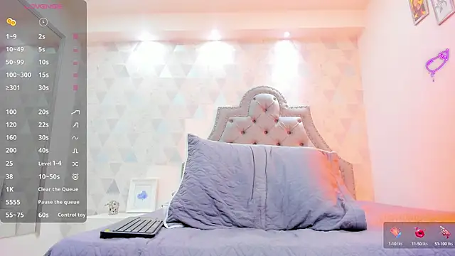 JacksonMuller  online show from December 2024 03:32:01 PM