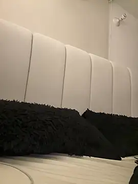 Nathcurly  online show from February 2026 04:10:01 AM