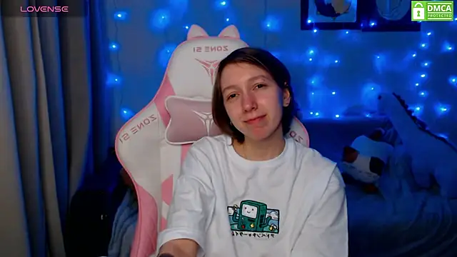 Snapshot of LeahGottty chatting on December 2024 03:42:02 PM LeahGottty online show from December 2024 03:42:02 PM