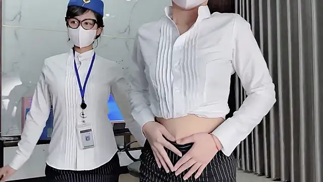 Mono-Stewardesss online show from November 2025 05:23:02 PM