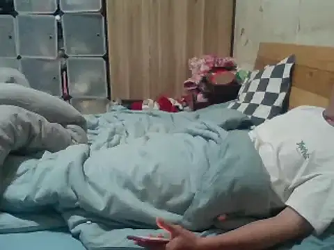 Snapshot of Beijing2000 chatting on March 2025 03:59:01 PM Beijing2000 online show from March 2025 03:59:01 PM