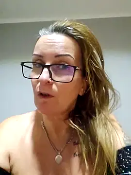 Steffi45 online show from December 2025 08:29:01 PM