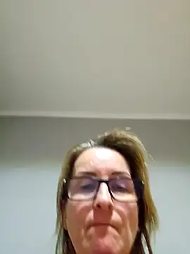 Steffi45 online show from April 2026 07:08:02 PM