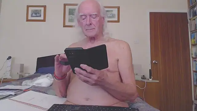 WaverlyKernow online show from March 2026 03:59:01 PM