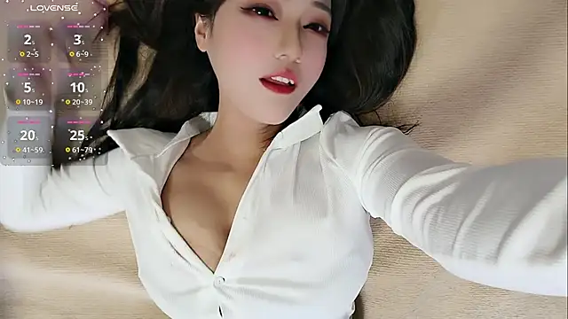 Ti amo UU online show from October 2025 05:26:02 AM