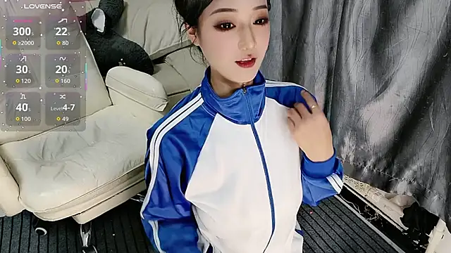 Ti amo UU online show from April 2026 02:22:02 AM