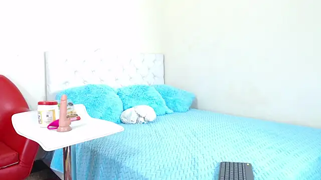 luna hoott online show from March 2025 05:33:01 PM