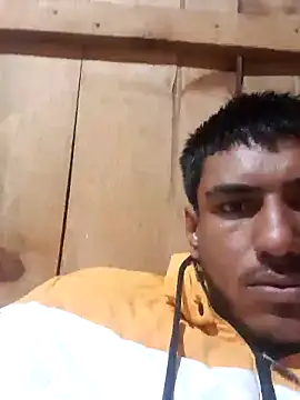 fernandes v online show from December 2024 07:42:02 PM