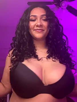 Snapshot of Lickplayofficial chatting on September 2025 04:03:01 AM Lickplayofficial online show from September 2025 04:03:01 AM