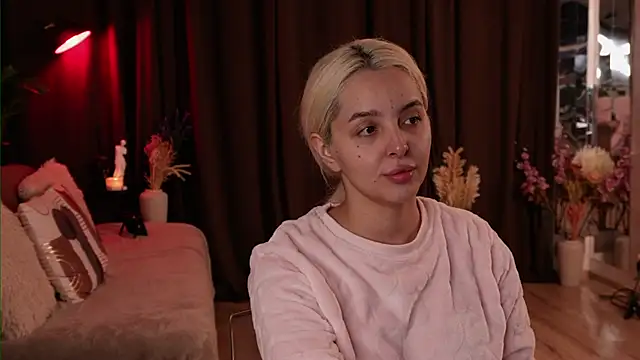 VictoriaMorrone online show from October 2025 06:27:02 PM