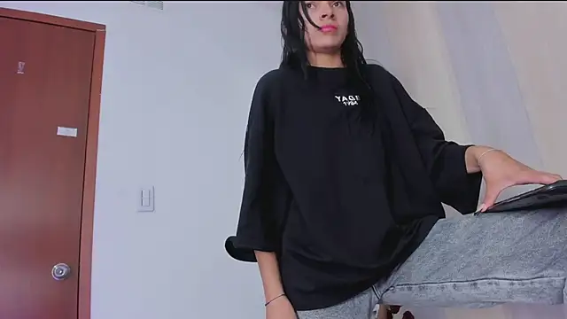  shantal smith online show from March 2025 04:49:01 PM