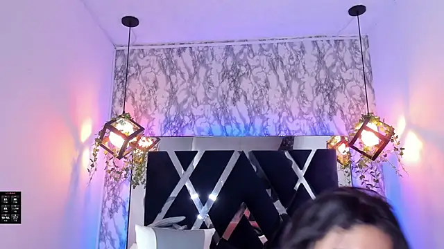 Lia 14  online show from January 2025 12:10:01 PM