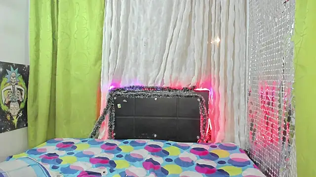 Snapshot of Megan_Miles02 chatting on January 2025 03:40:01 AM Megan Miles02 online show from January 2025 03:40:01 AM