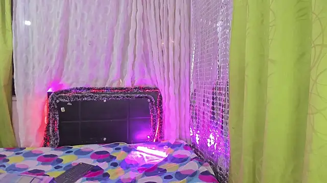 Snapshot of Megan_Miles02 chatting on January 2025 06:35:02 AM Megan Miles02 online show from January 2025 06:35:02 AM