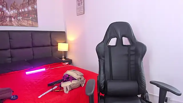 Snapshot of Megan_Miles02 chatting on March 2025 11:16:02 PM Megan Miles02 online show from March 2025 11:16:02 PM