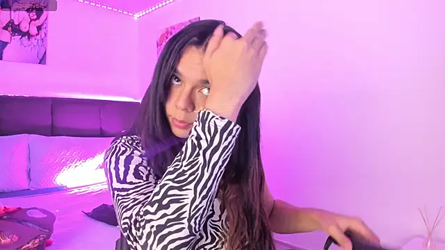 Snapshot of Megan_Miles02 chatting on November 2025 08:30:01 PM Megan Miles02 online show from November 2025 08:30:01 PM