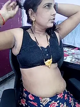 Snapshot of reemacouple007 chatting on May 2026 06:40:02 AM reemacouple007 online show from May 2026 06:40:02 AM