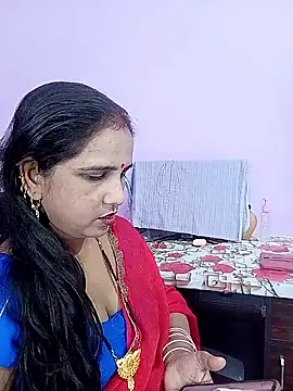 Snapshot of reemacouple007 chatting on May 2026 06:43:01 AM reemacouple007 online show from May 2026 06:43:01 AM