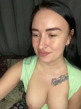 Roxana Bell online show from March 2026 09:47:02 PM