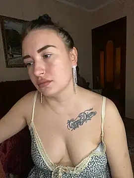 Roxana Bell online show from April 2026 12:13:01 PM