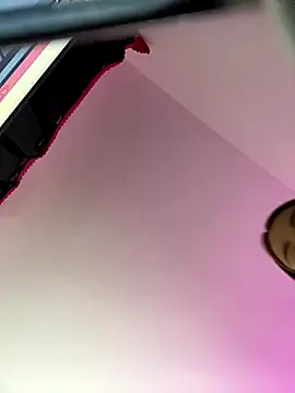 little tifanny82 online show from October 2025 01:23:02 PM