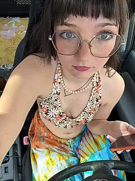 urpuppymoon online show from January 2026 08:24:02 PM