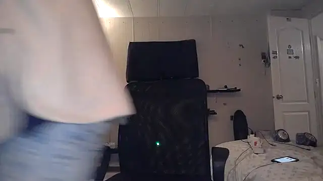 BobbyQ29 online show from February 2026 04:00:02 AM