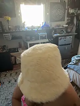 BobbyQ29 online show from March 2026 04:02:02 PM