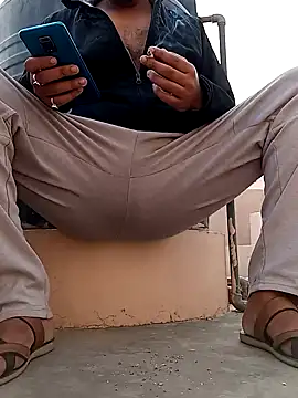 yours smp online show from December 2024 09:22:01 AM