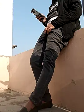 yours smp online show from January 2025 09:44:02 AM