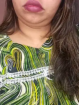 Snapshot of Ravina_patil1 chatting on January 2025 05:46:01 PM Ravina patil1 online show from January 2025 05:46:01 PM