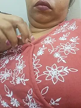 Ravina patil1 online show from November 2025 07:45:01 PM