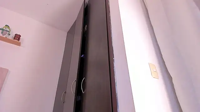 Avaline Blancx online show from December 2024 03:22:02 AM