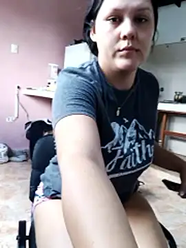 Ariakris online show from May 2026 04:02:01 PM